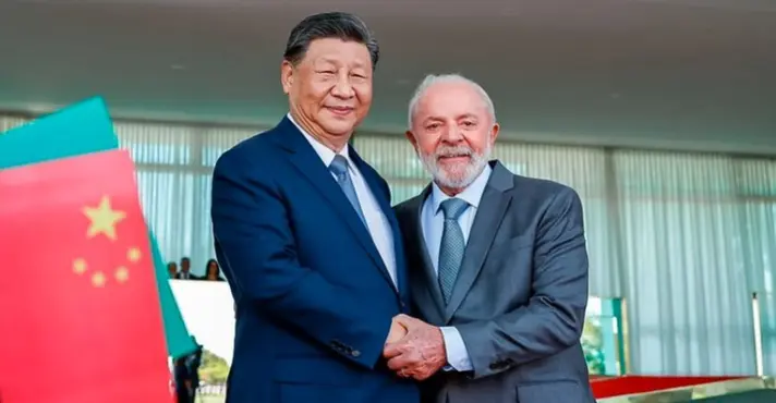 Brasil envia generais à China e preocupa os EUA