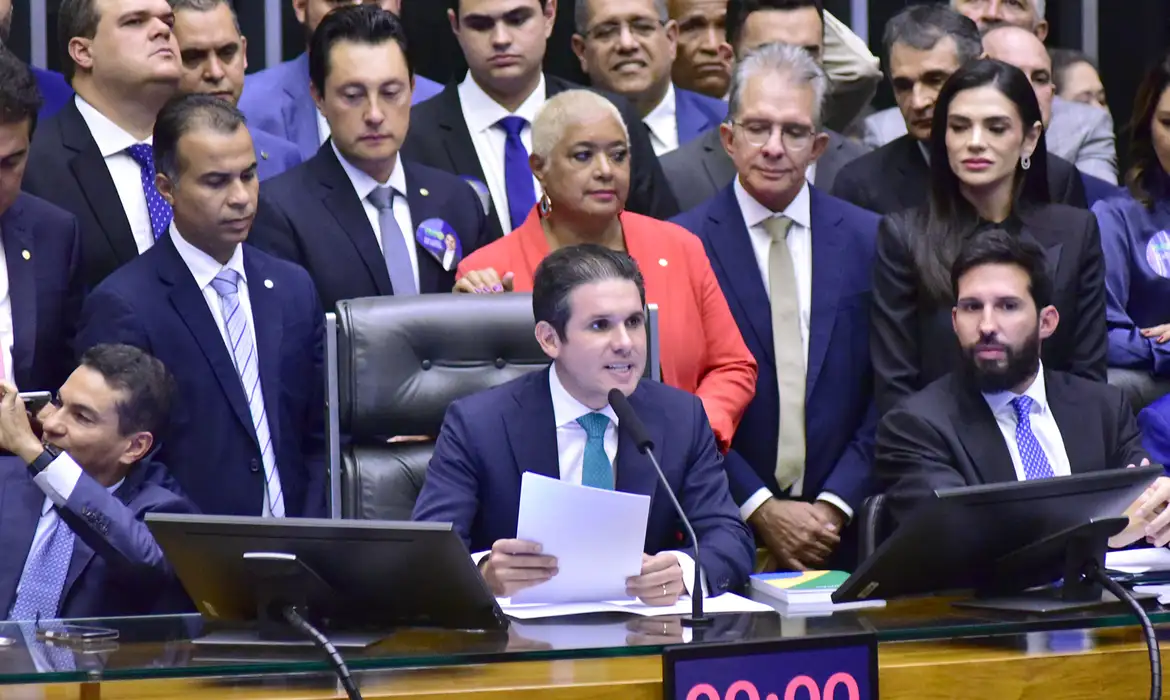 Pedido de João Daniel contra opositores expõe clima de perseguição política na Câmara