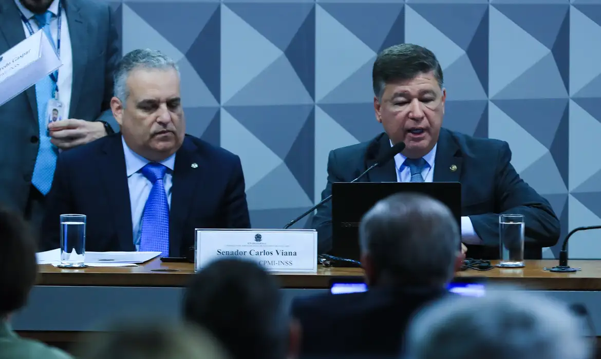 Oposição assume comando da CPMI do INSS