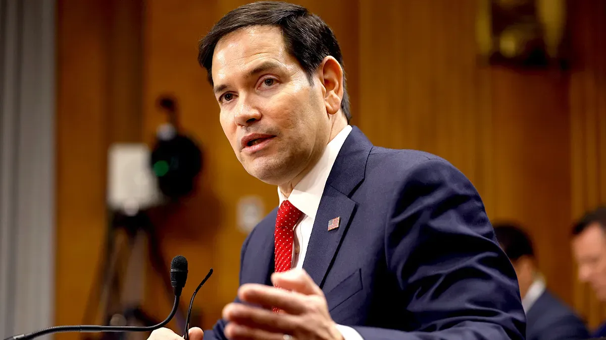 Marco Rubio reforça sanções em defesa de Israel