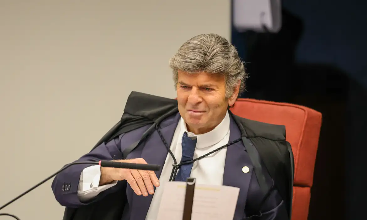 Fux vota pela anulação de julgamento e abre caminho para apelos de Bolsonaro