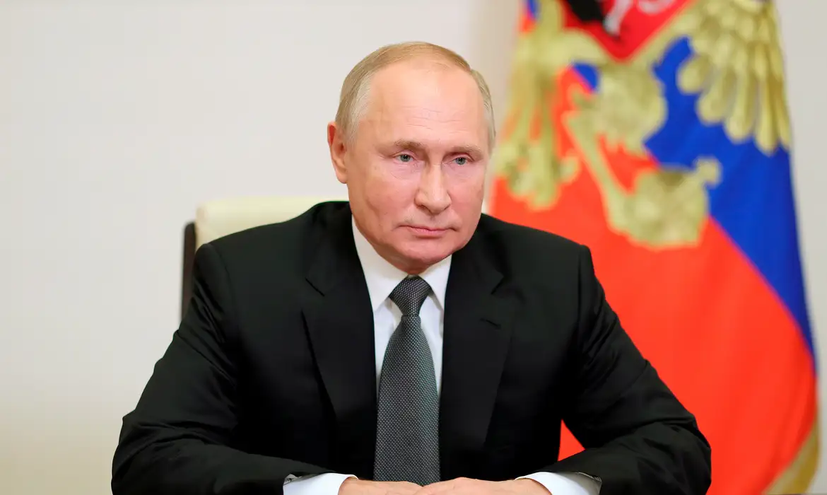 Rússia supostamente auxilia China em preparação militar contra Taiwan