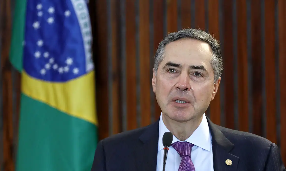Barroso encerra mandato e atribui críticas à “incompreensão” dos EUA