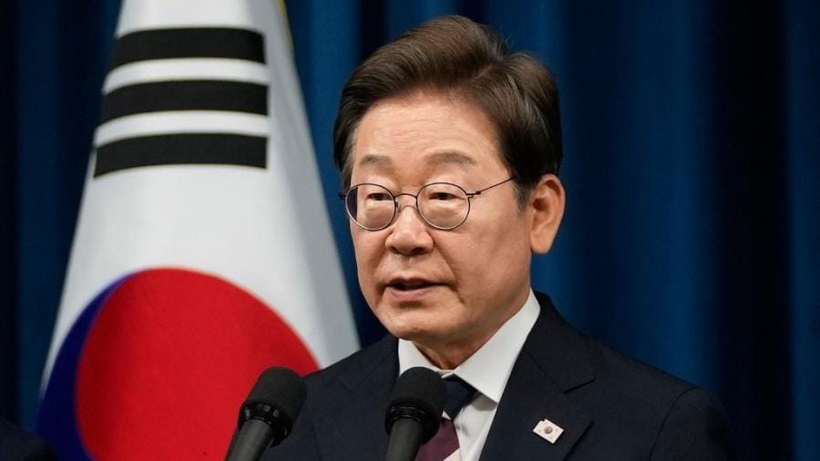Coreia do Norte se aproxima de míssil que supostamente poderia atingir EUA