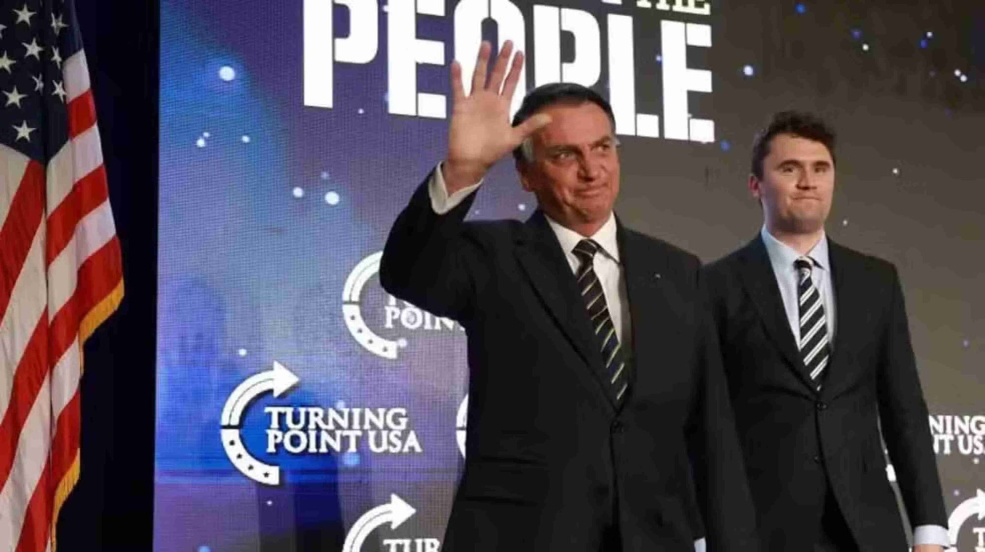 Influenciador conservador morto nos EUA já palestrou para Bolsonaro em 2023
