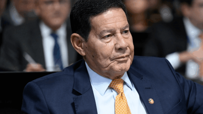Mourão alerta: Anistia enfrenta 'jogo mais pesado' no Senado