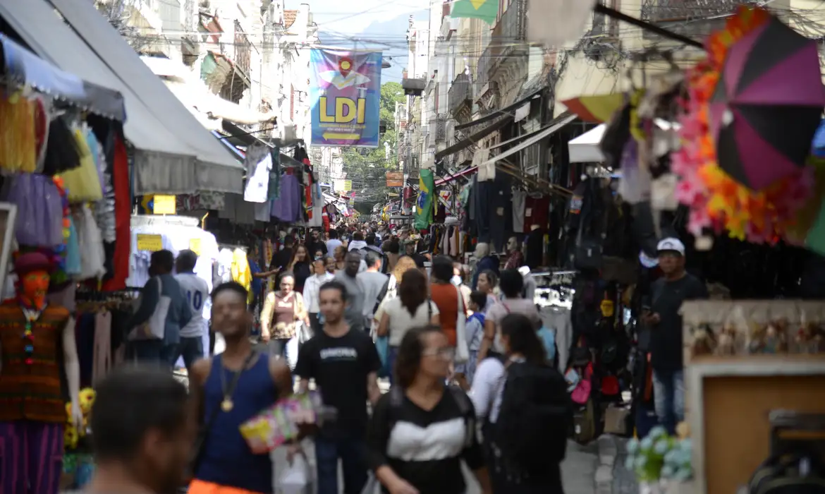Brasil registra recorde de empresas inadimplentes