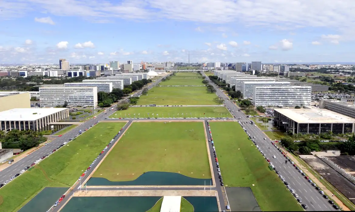 Centrão negocia redução da pena de Bolsonaro com STF