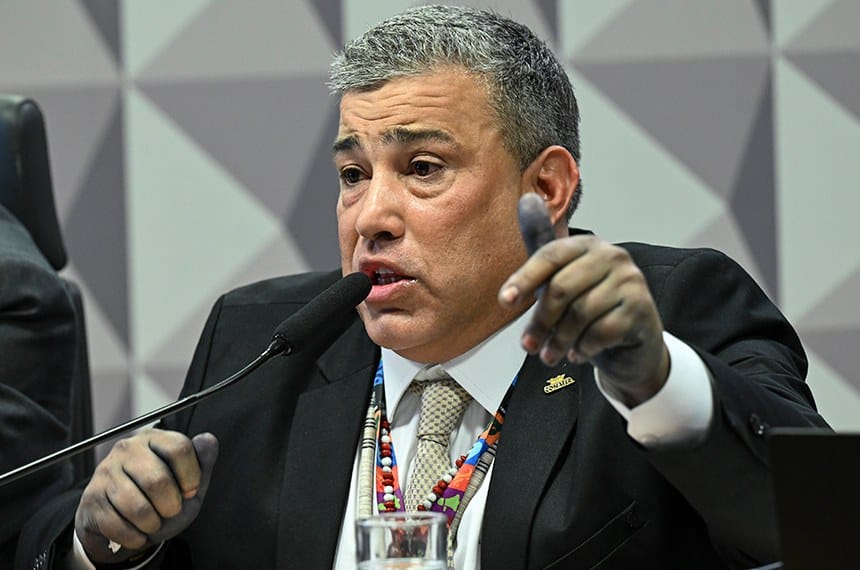 Presidente da Conafer é preso por falso testemunho na CPMI do INSS