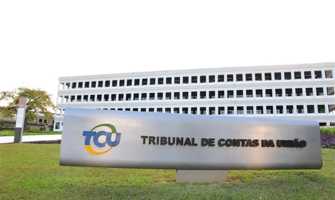TCU alerta sobre ilegalidade em busca de déficit de R$ 30 bilhões