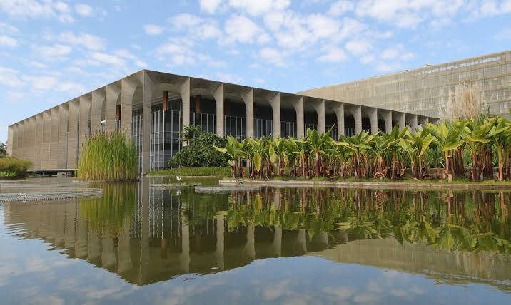 Itamaraty solicita R$ 72 milhões extras para cobrir despesas de outubro