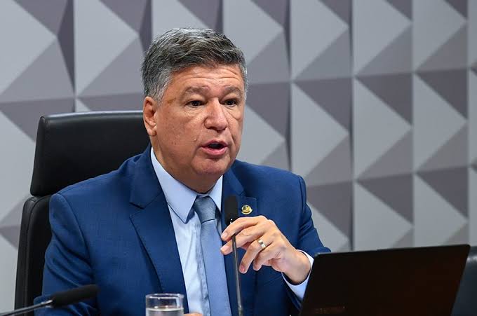 Contratos de familiares de diretores do INSS continham cláusula anticorrupção enquanto recebiam propina