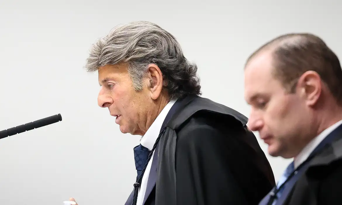 Bastidores do STF: ministros admitem que situação de Fux era "insustentável"