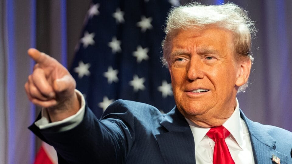Trump confirma ataque a embarcação na costa da Venezuela