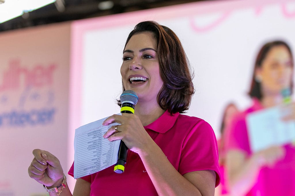 PL Mulher denuncia perseguição política contra Michelle Bolsonaro