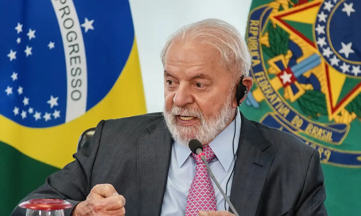 Lula promete simplicidade na COP30, mas gastos públicos disparam