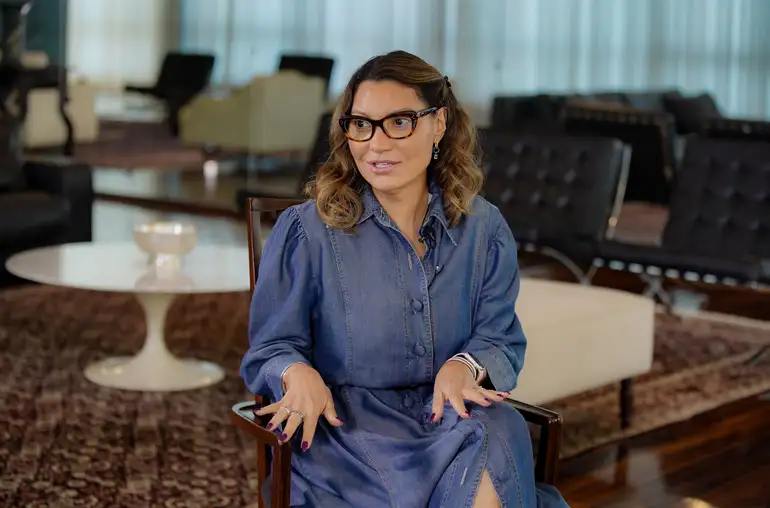 Janja tenta emplacar aliado em secretaria estratégica de Boulos