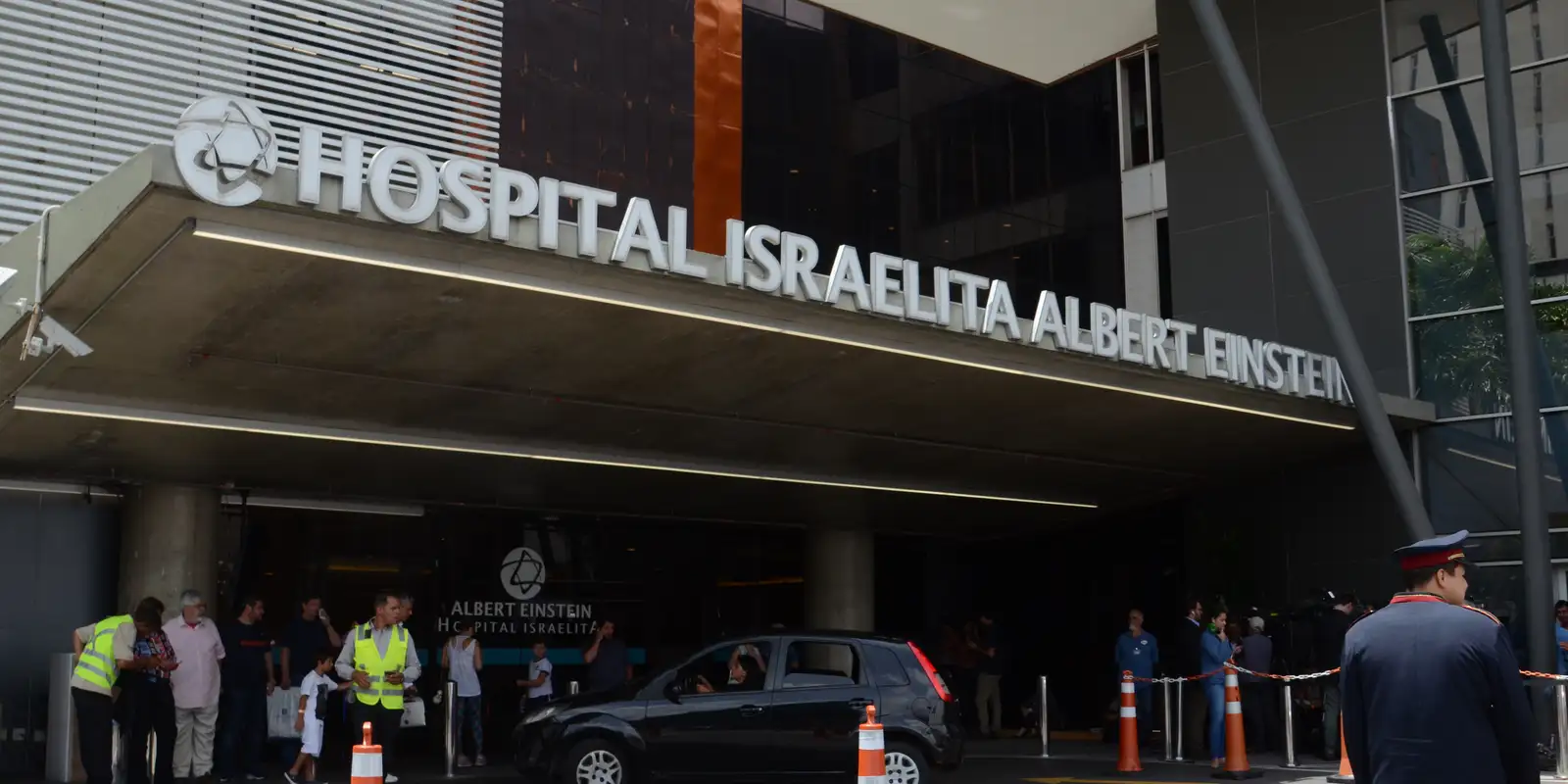 Homem desenvolve metástase após receber fígado com câncer em transplante