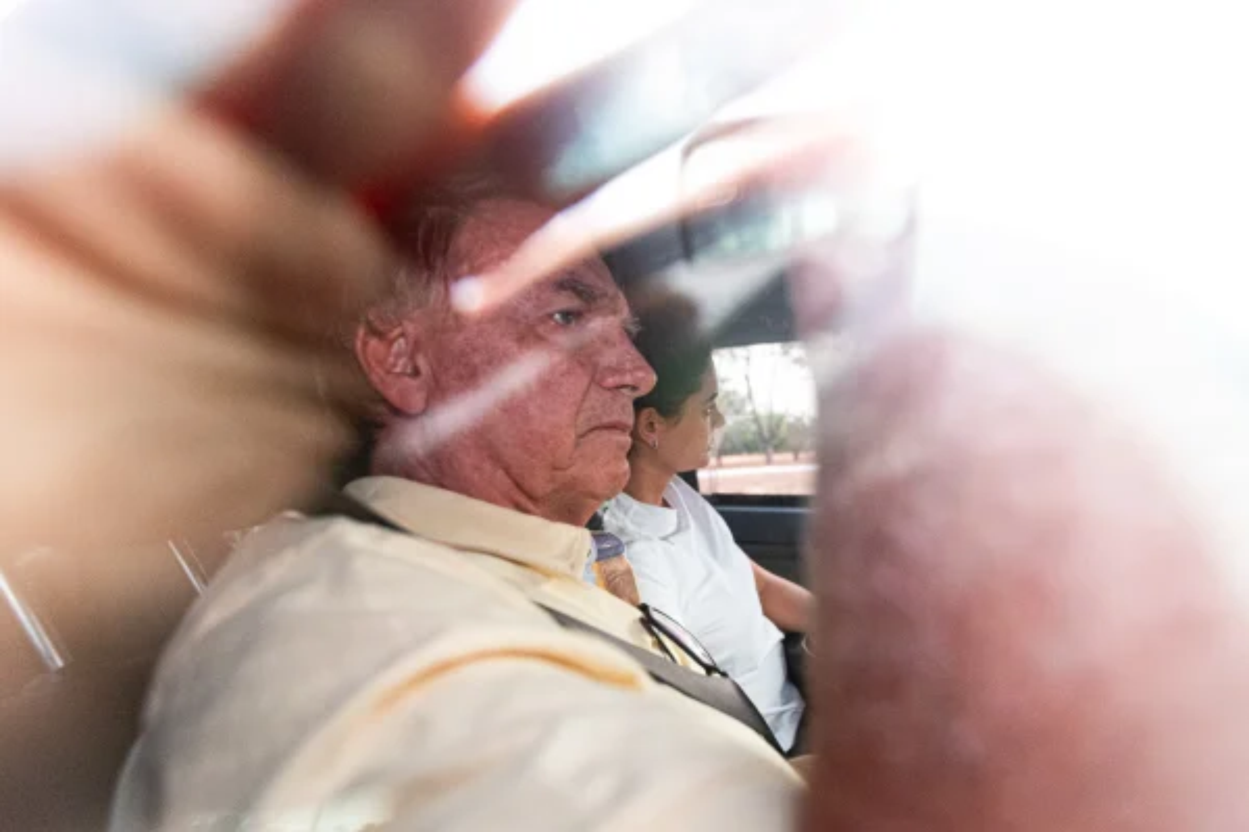 Bolsonaro relata problemas de saúde em audiência de custódia, mas prisão é mantida