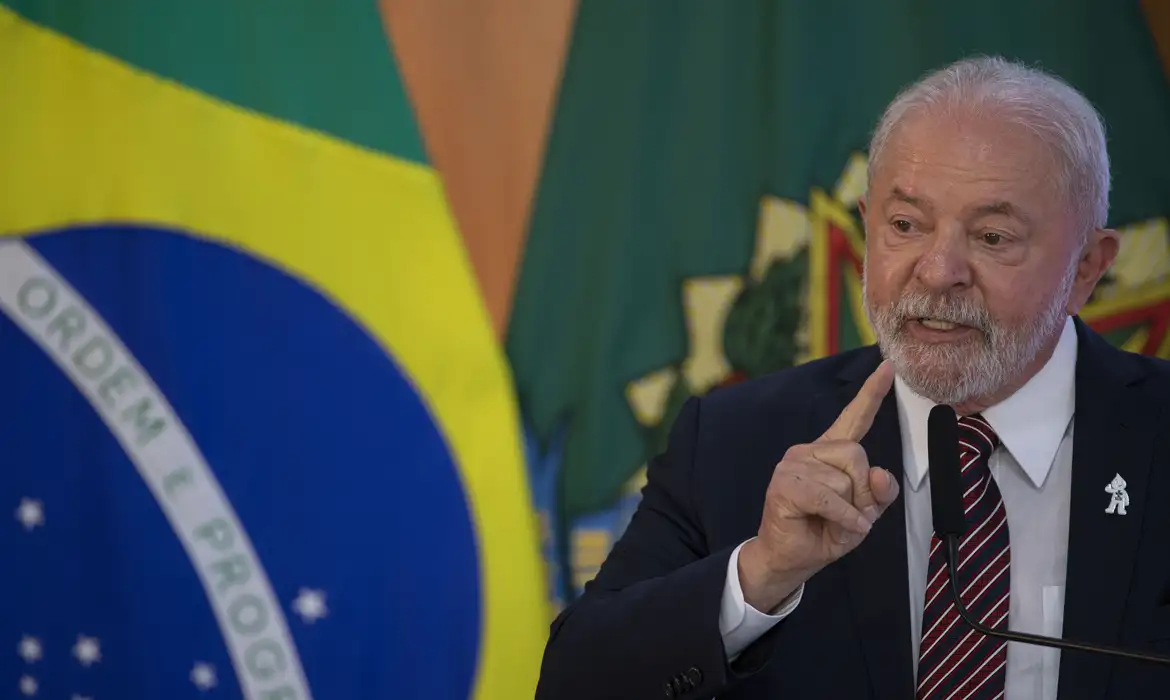 Lula Considera Ceder em Regulação de Big Techs Para Avançar Negociações com EUA