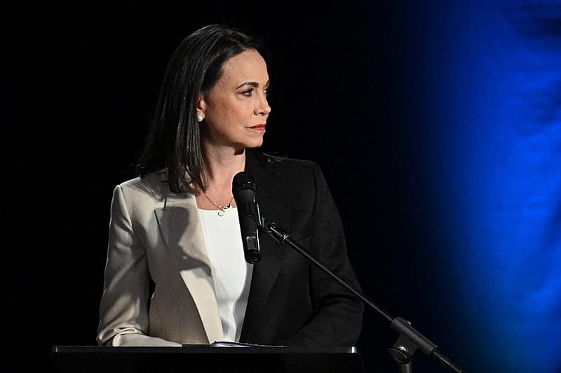 María Corina Machado pede união contra Maduro e prevê fim do regime