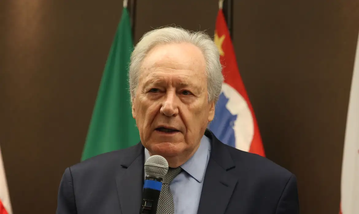 Facções violentas são minimizadas por secretário de Lewandowski