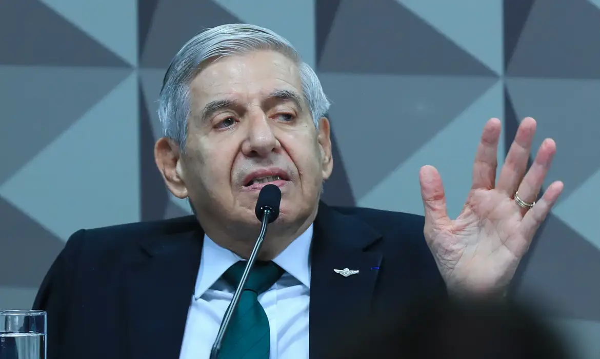 General Heleno divulga diagnóstico de Alzheimer