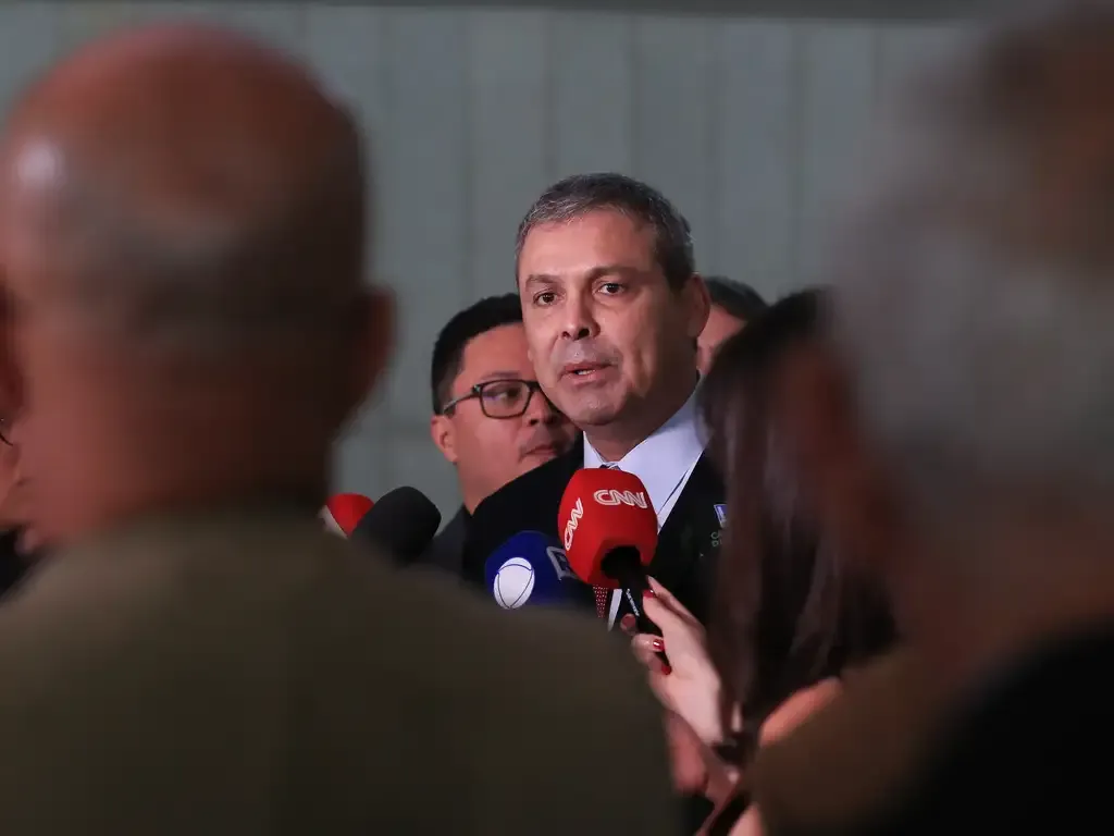 PT aciona STF contra Cláudio Castro e acusa governador de espionagem