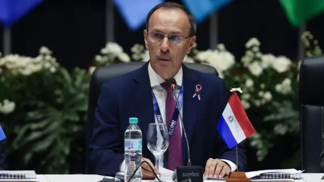 Paraguai autoriza Forças Armadas a agir contra facções brasileiras