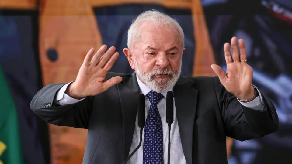 Lulinha filho de Lula é citado em agenda apreendida pela PF na Operação Sem Desconto
