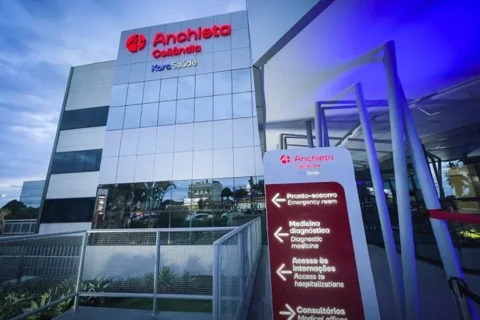 Técnicos de enfermagem são presos por mortes em série na UTI de hospital do DF