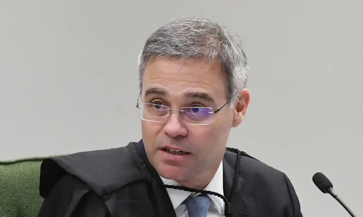 André Mendonça nega pedido de liberdade de “Careca do INSS”