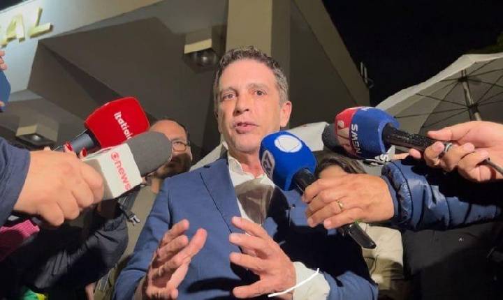 Médico alerta para sintomas neurológicos em Bolsonaro após queda