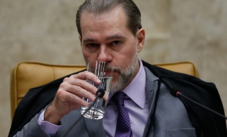 Toffoli determina envio de itens apreendidos do Banco Master ao STF