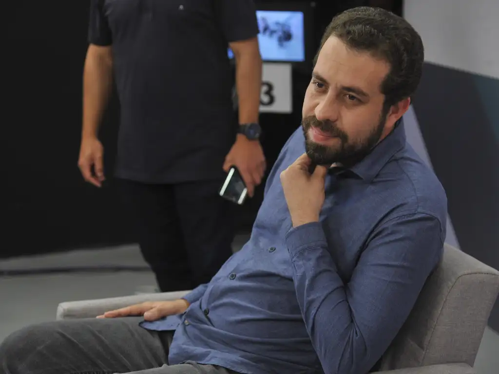 Boulos critica resistência de empresários à mudança da escala 6x1