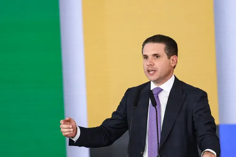 Motta aguarda “gestos” de Lula antes de decidir apoio à reeleição