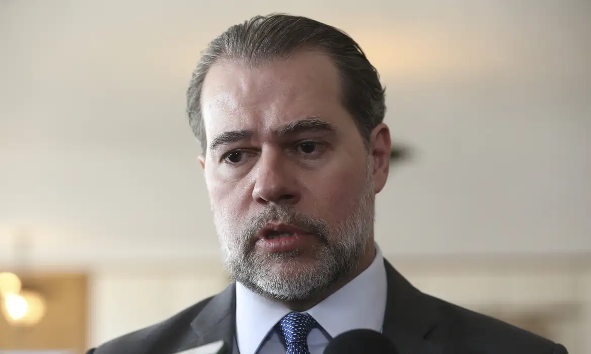 Estadão: É preciso constranger Dias Toffoli no caso Banco Master