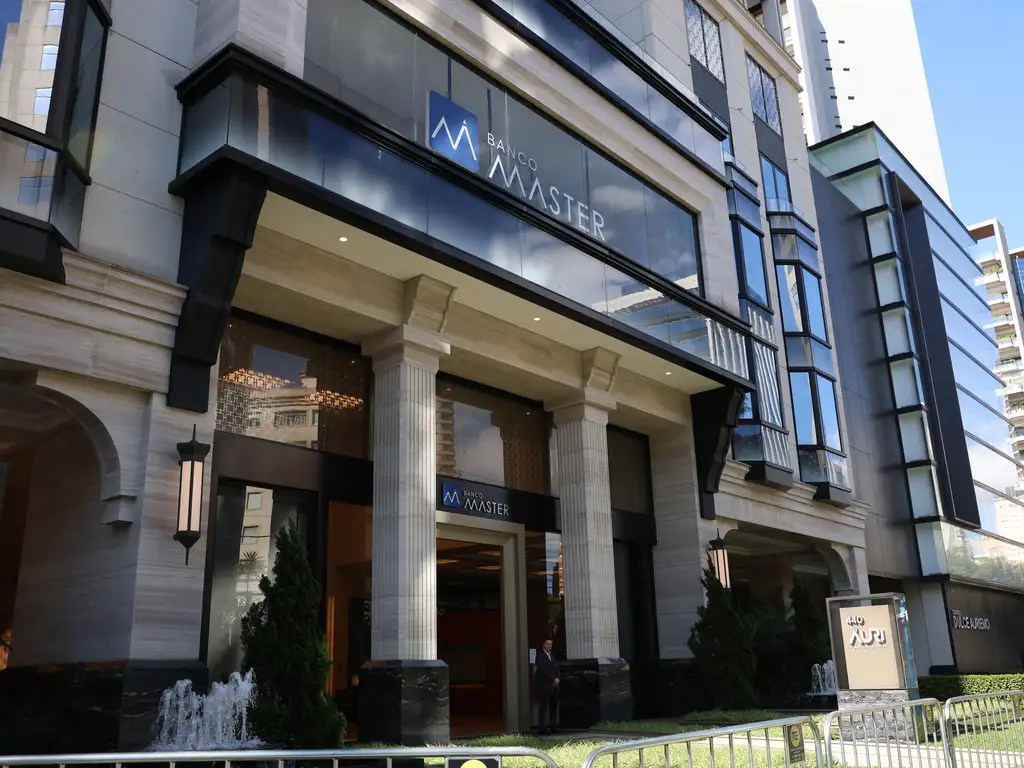 Esclarecimento sobre decisão de Fachin no Caso Master