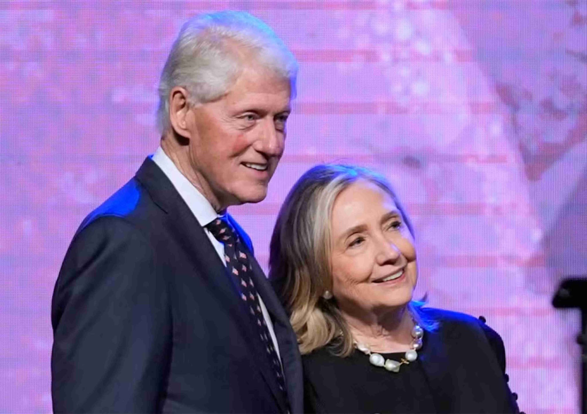 Bill e Hillary Clinton aceitam depor no Congresso sobre o caso Epstein