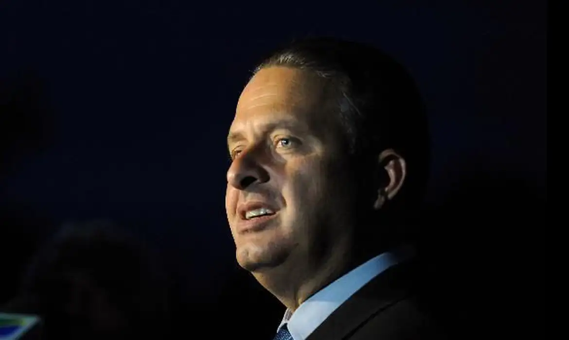 Perícia judicial apura se queda que matou Eduardo Campos foi provocada