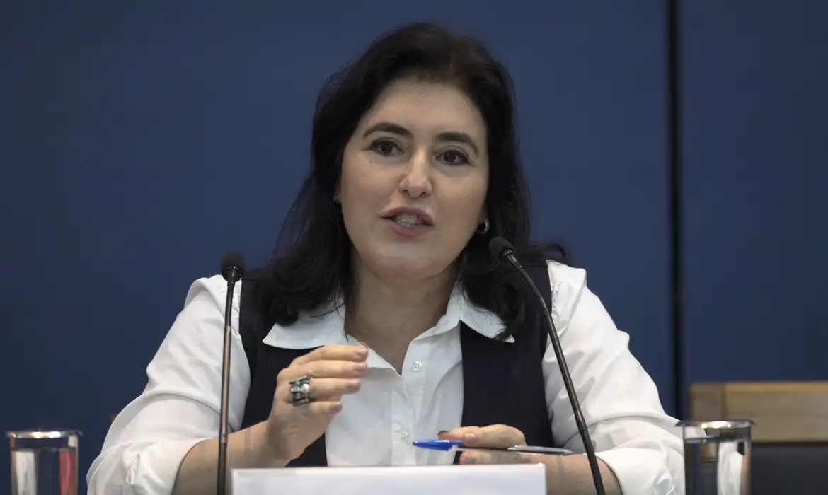 Simone Tebet deixa o MDB após 29 anos e se filia ao PSB