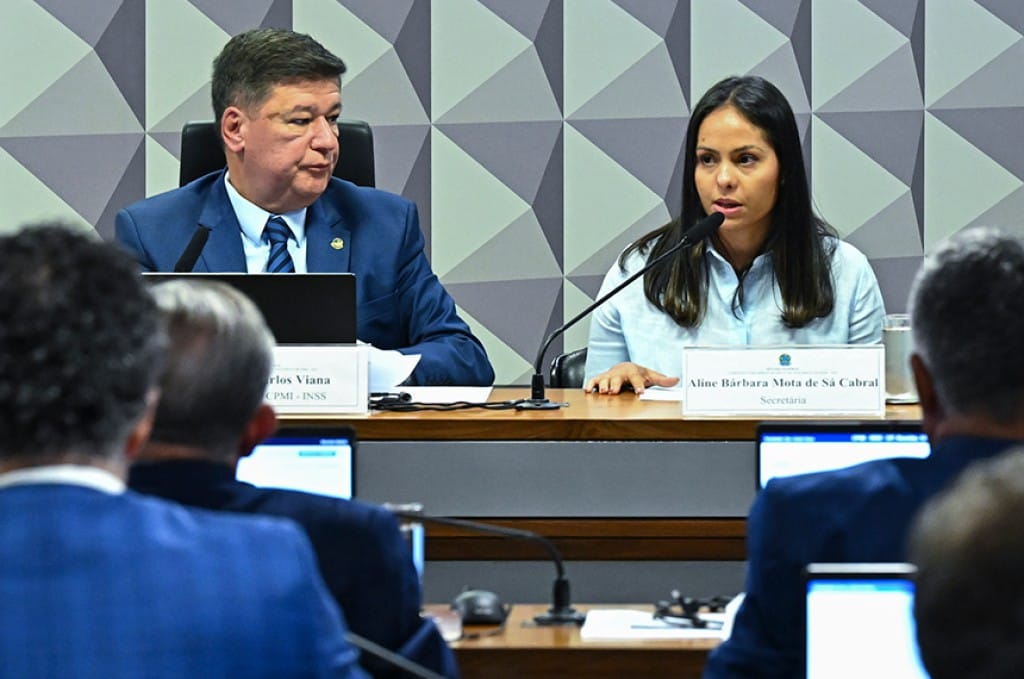 Ex-secretária relata negociação de casa em Trancoso na CPMI