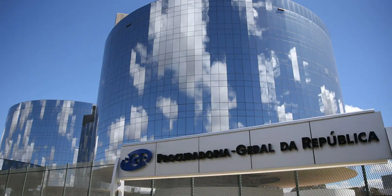 Parecer da PGR tentou barrar investigação de Lulinha, mas STF avançou