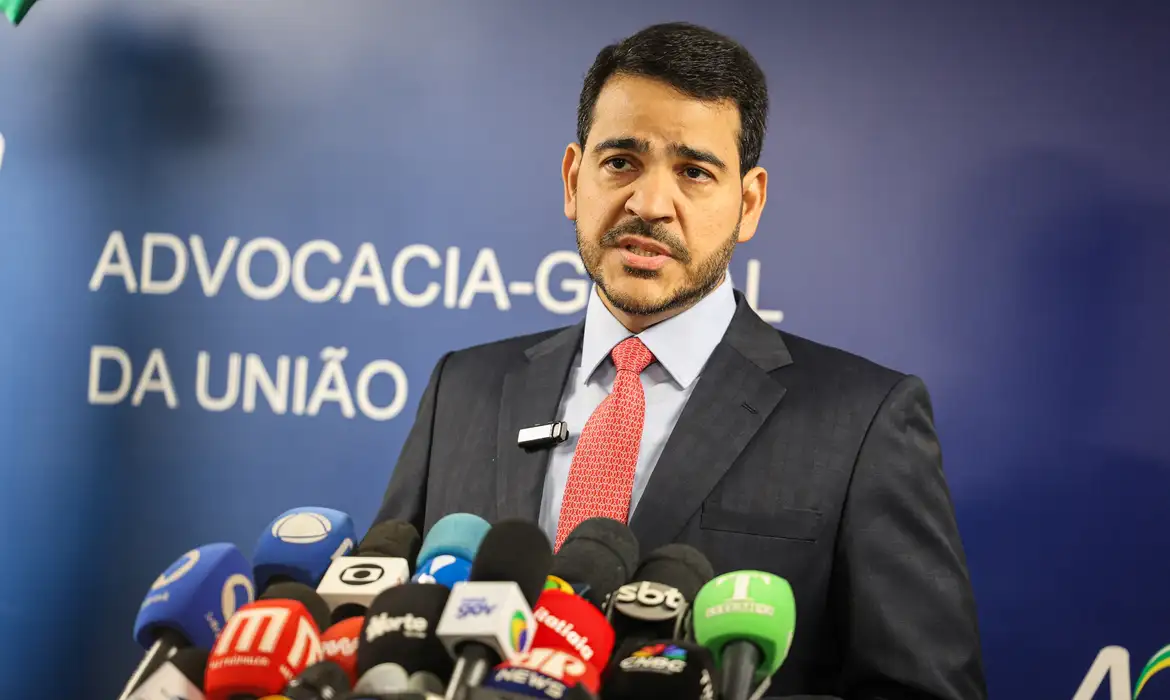 Planalto formaliza indicação de Messias ao STF com apoio insuficiente no Senado