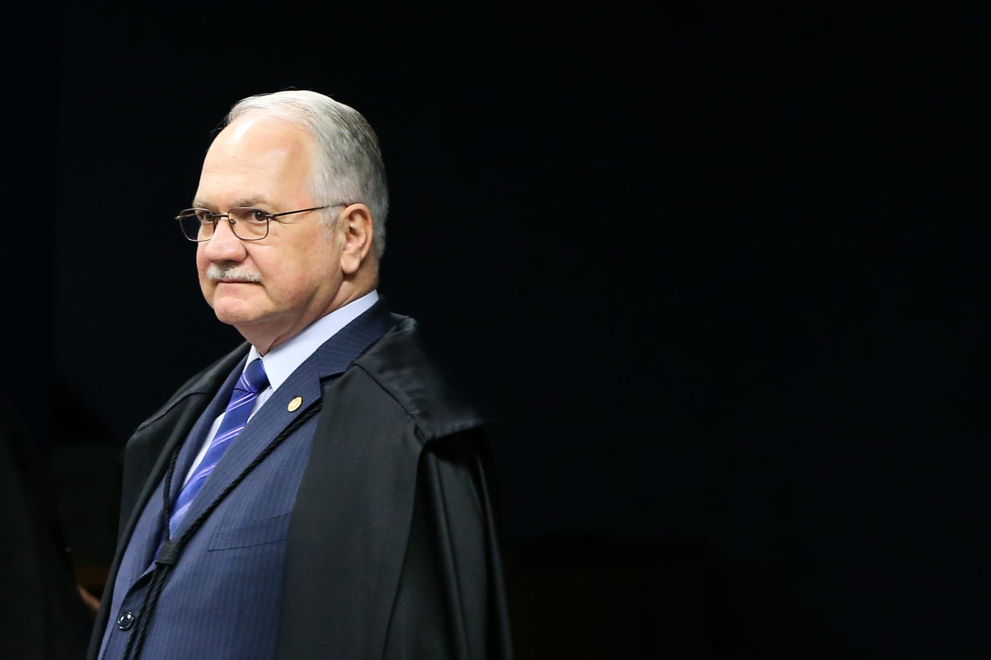 Fachin admite crise no Judiciário e expõe desgaste interno no STF