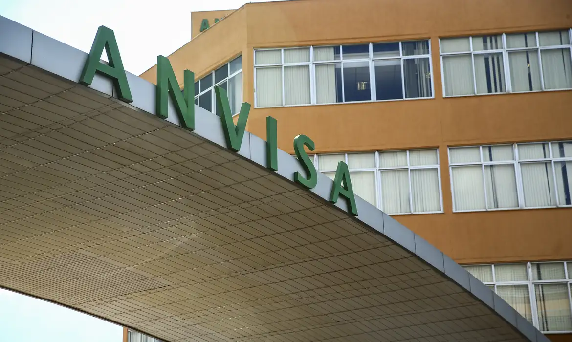 Ypê vira alvo da Anvisa e caso levanta questionamentos políticos