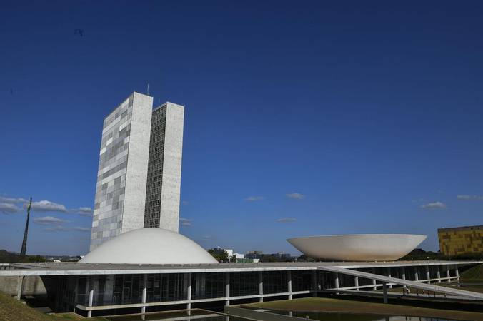 Psol recorre à OEA contra lei aprovada no Congresso e expõe contradição política