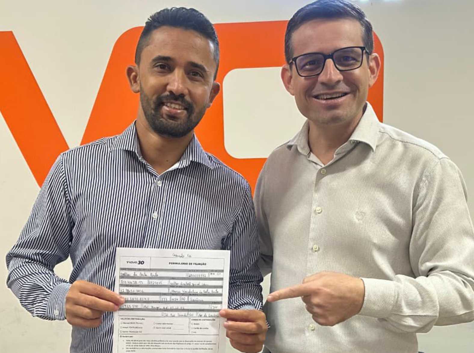 Uelton Costa fortalece projeto político ao se filiar ao Novo em Goiás