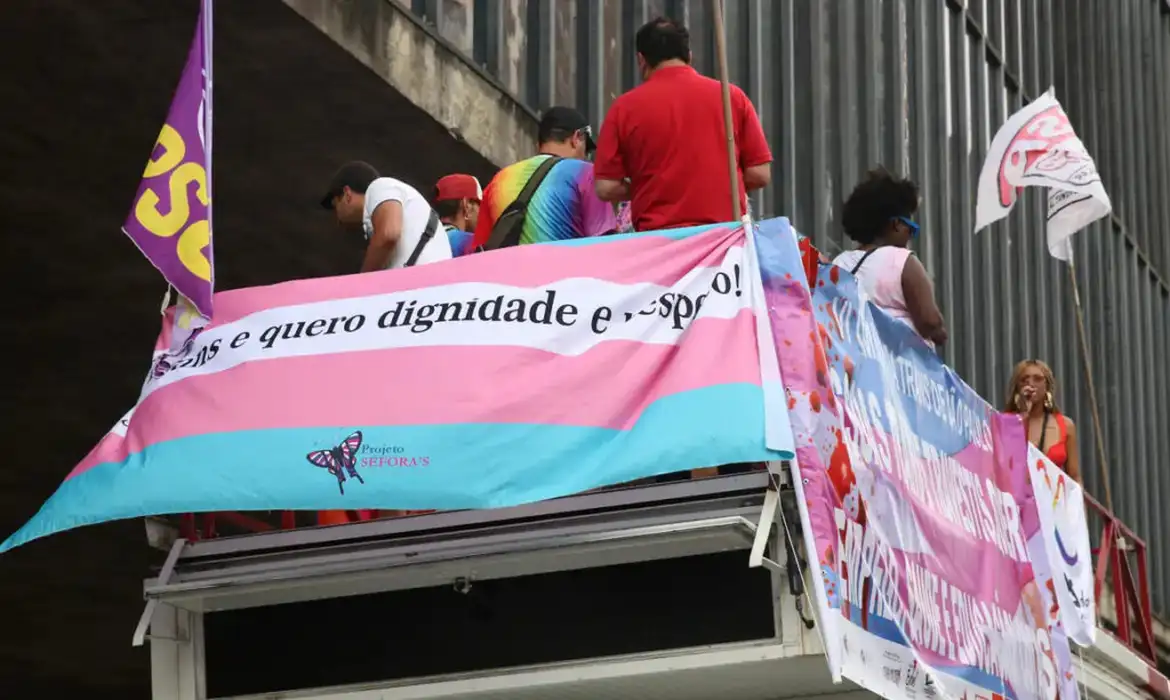 Marcha Trans de São Paulo é cancelada após queda de patrocínios internacionais