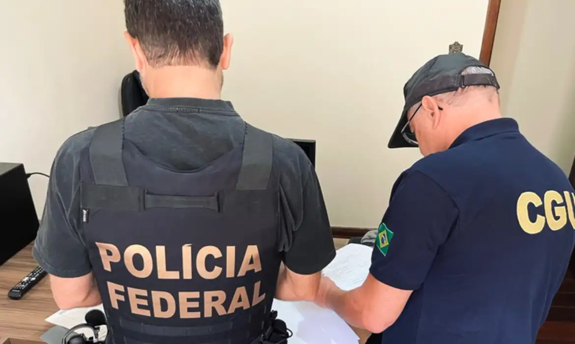 PF identifica mensagens atribuídas a suposta ameaça contra família Vorcaro